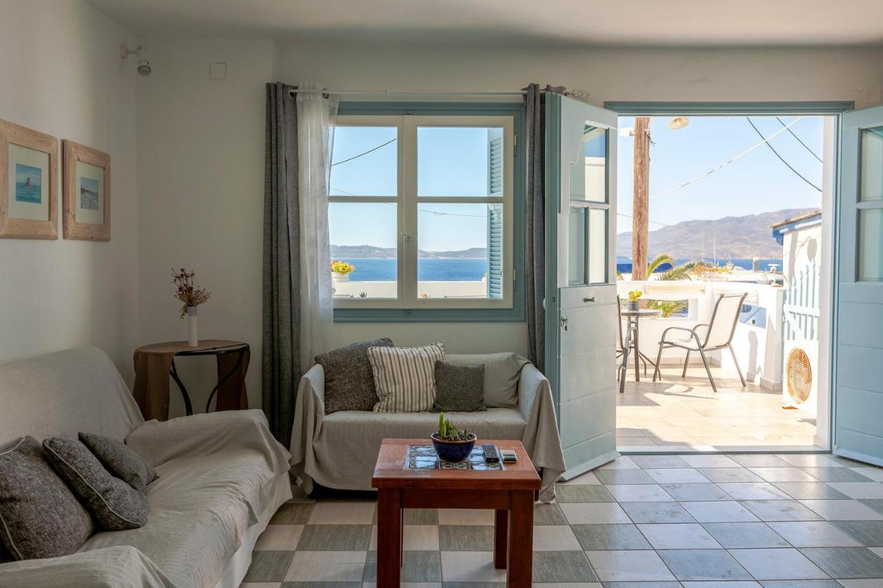 Emily'S Suites Adamantas  Luaran gambar