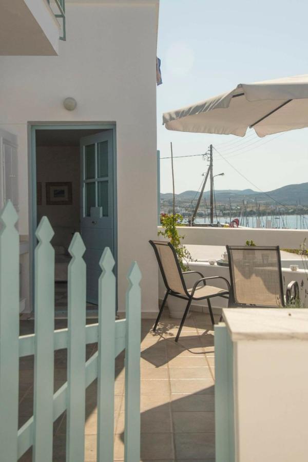 Emily'S Suites Adamantas  Luaran gambar