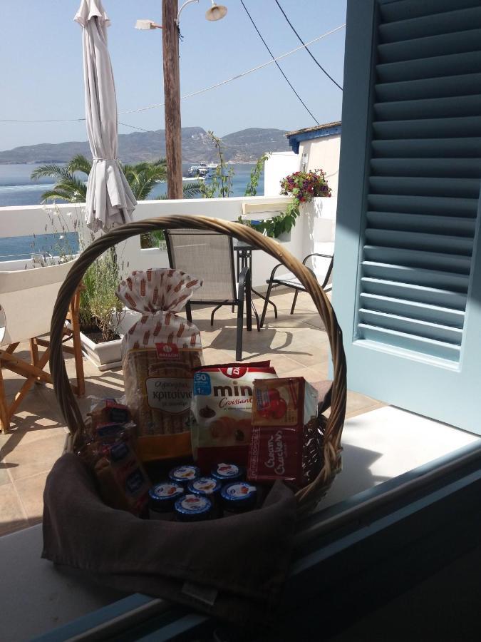Emily'S Suites Adamantas  Luaran gambar